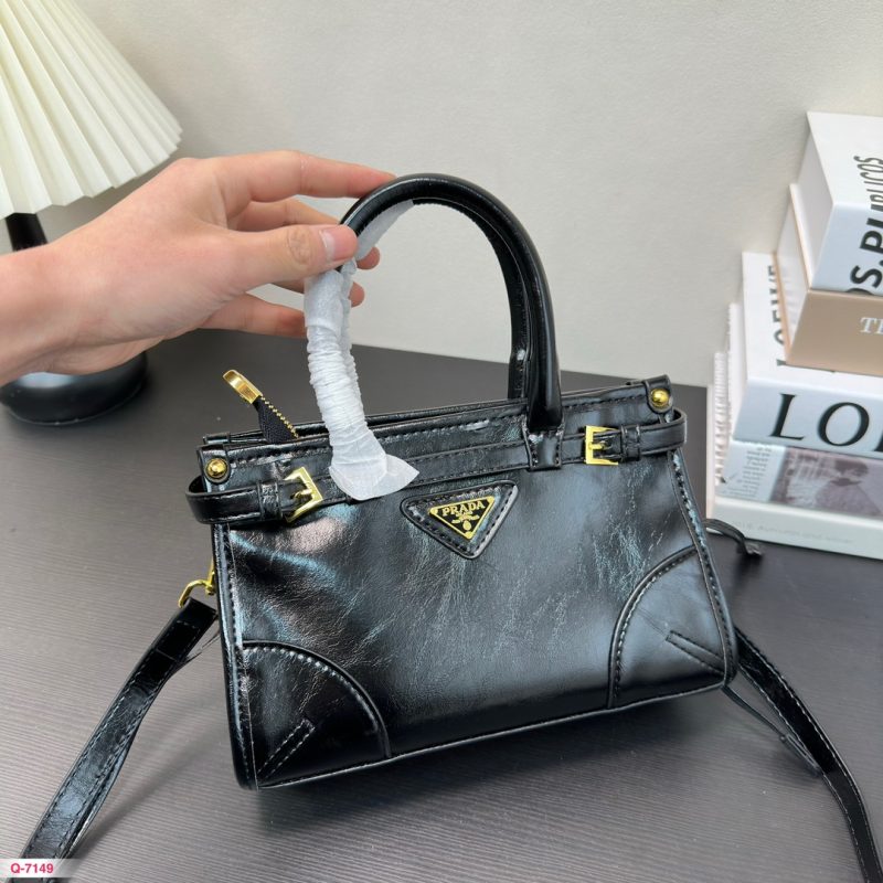 ReplicaDesignerBags 05YA18990