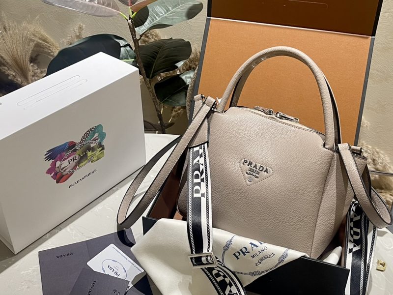 ReplicaDesignerBags 05YA17989