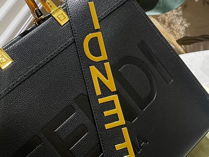 ReplicaDesignerBags 09YA5052