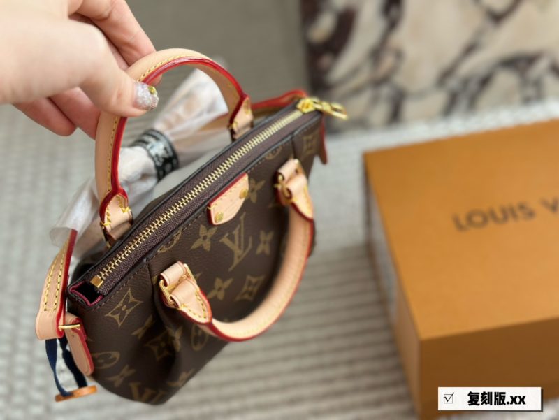 ReplicaDesignerBags 07YA11379