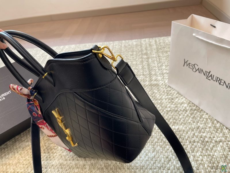 ReplicaDesignerBags 05YA335