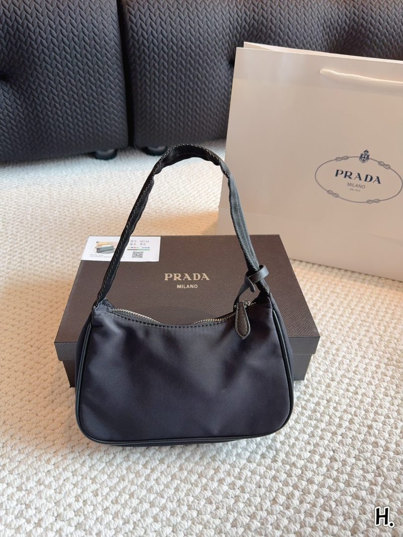 ReplicaDesignerBags 05YA18072