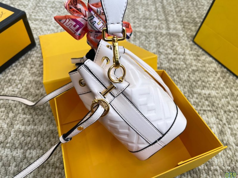 ReplicaDesignerBags 09YA7102