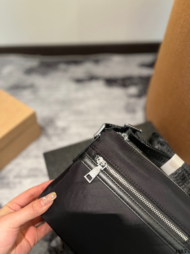ReplicaDesignerBags 05YA18411