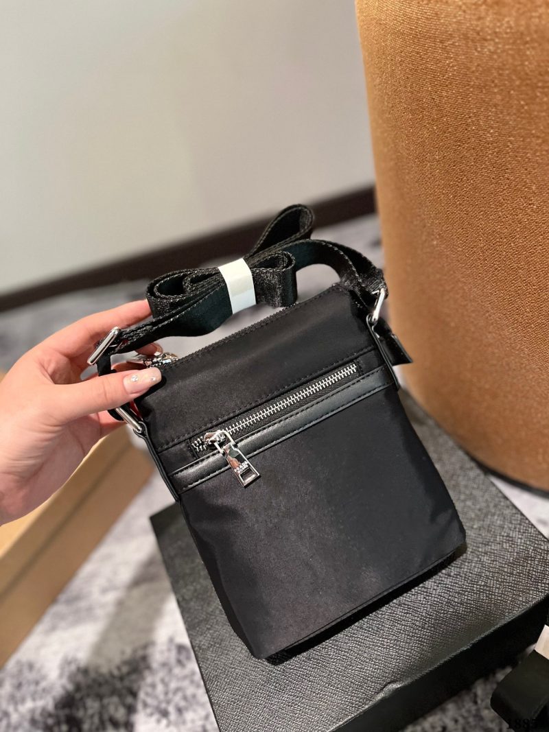 ReplicaDesignerBags 05YA18411