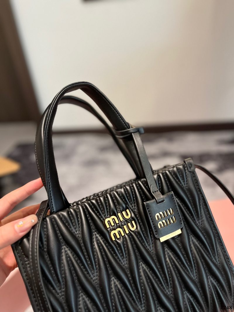 ReplicaDesignerBags 06YA16382