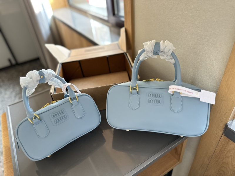 ReplicaDesignerBags 06YA16364