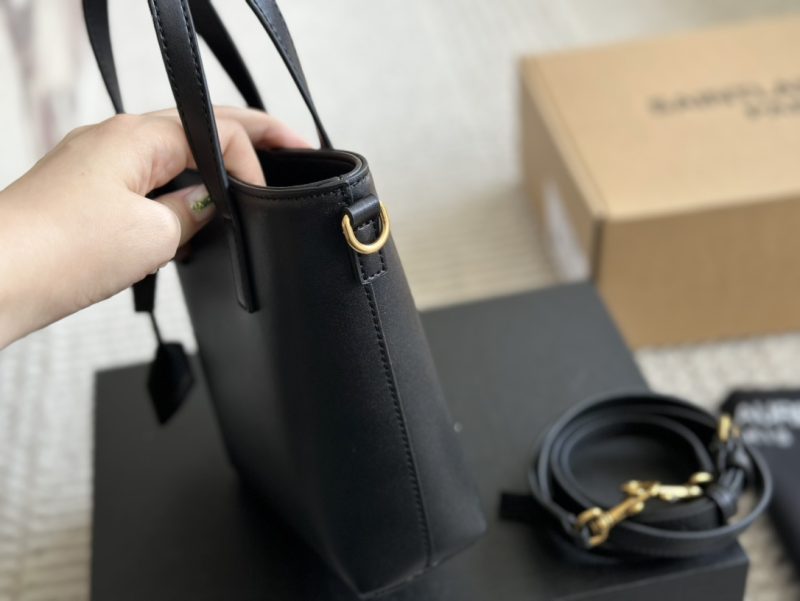 ReplicaDesignerBags 05YA812