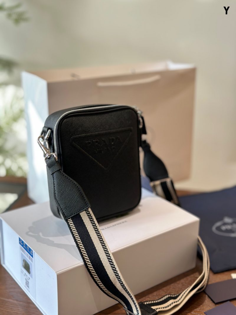 ReplicaDesignerBags 05YA18003