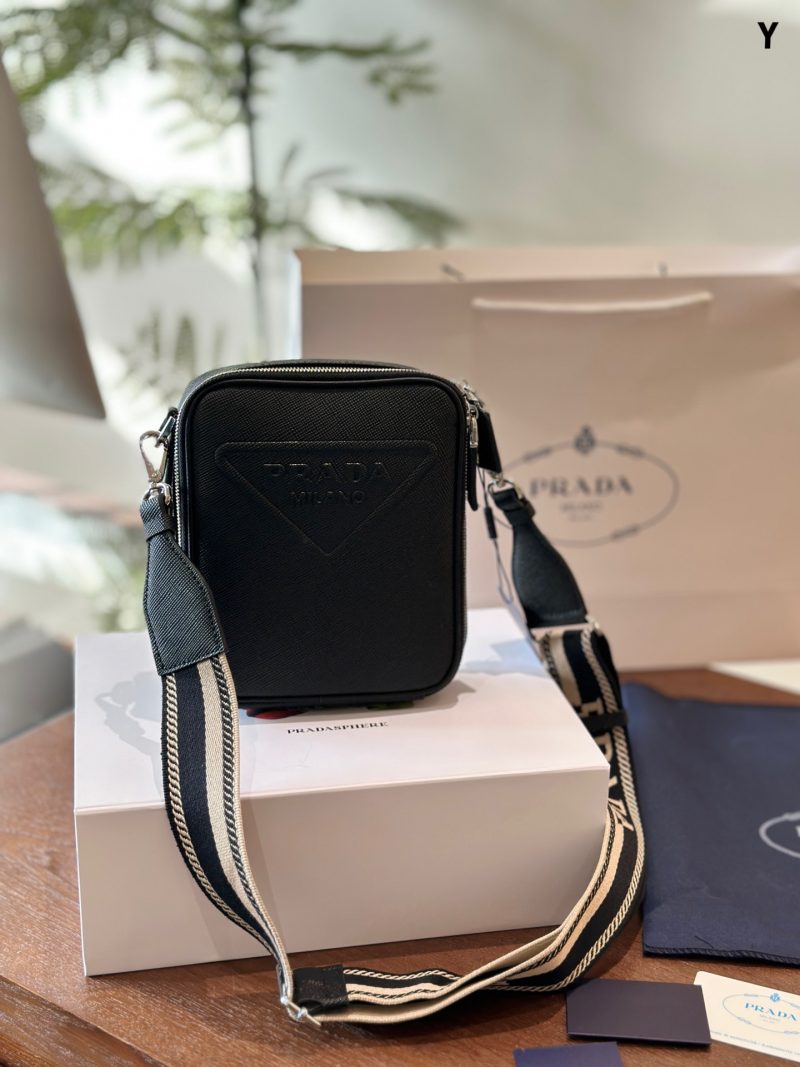 ReplicaDesignerBags 05YA18003
