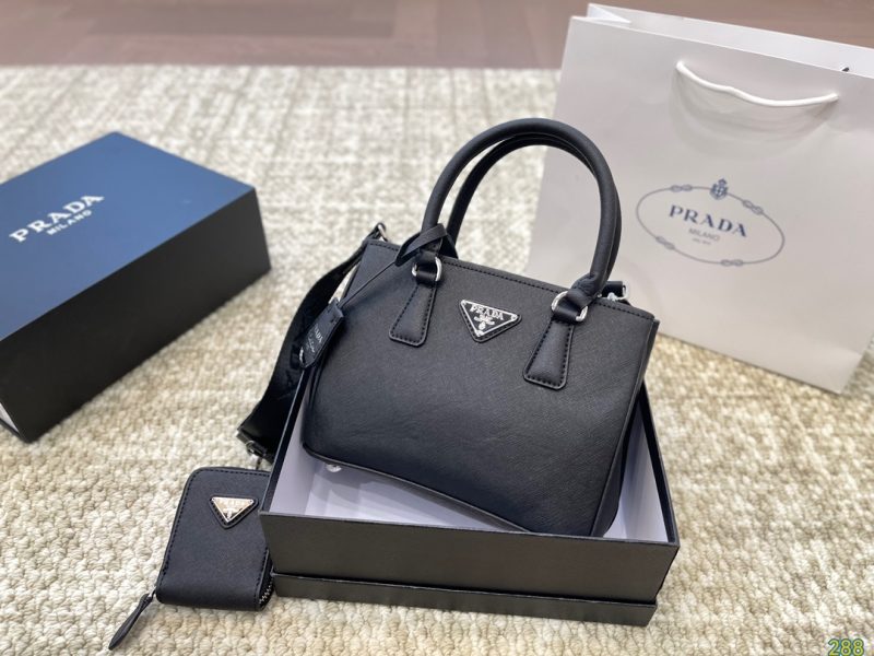 ReplicaDesignerBags 05YA18306