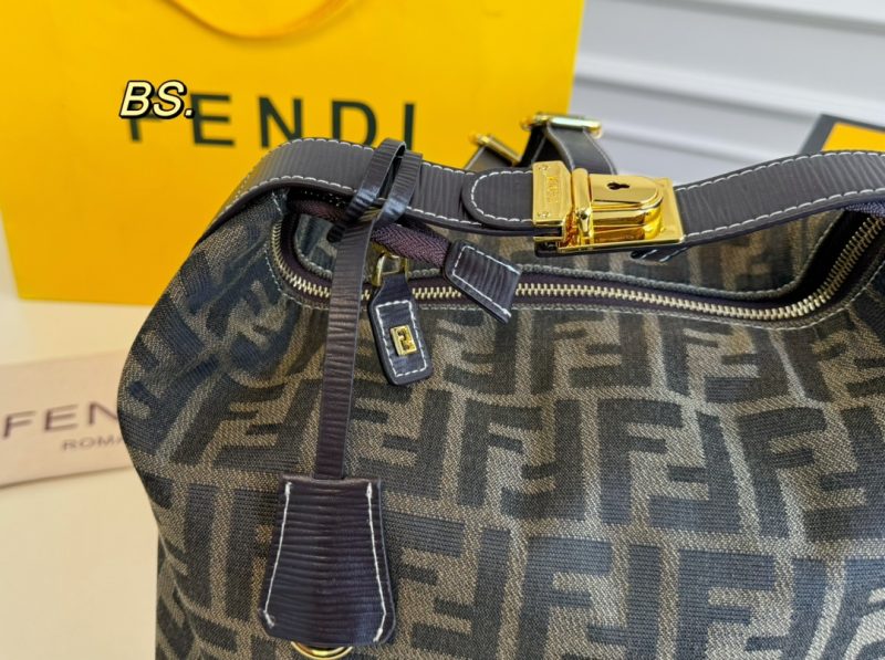 ReplicaDesignerBags 09YA7152