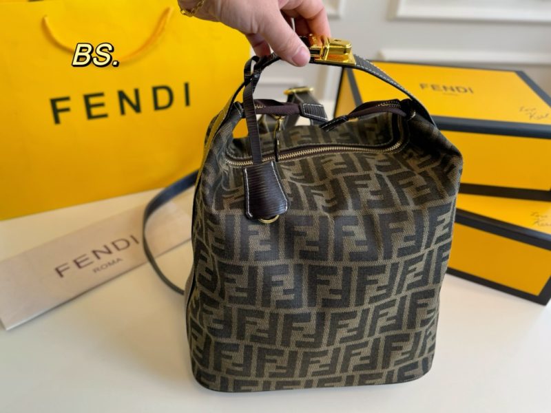 ReplicaDesignerBags 09YA7152