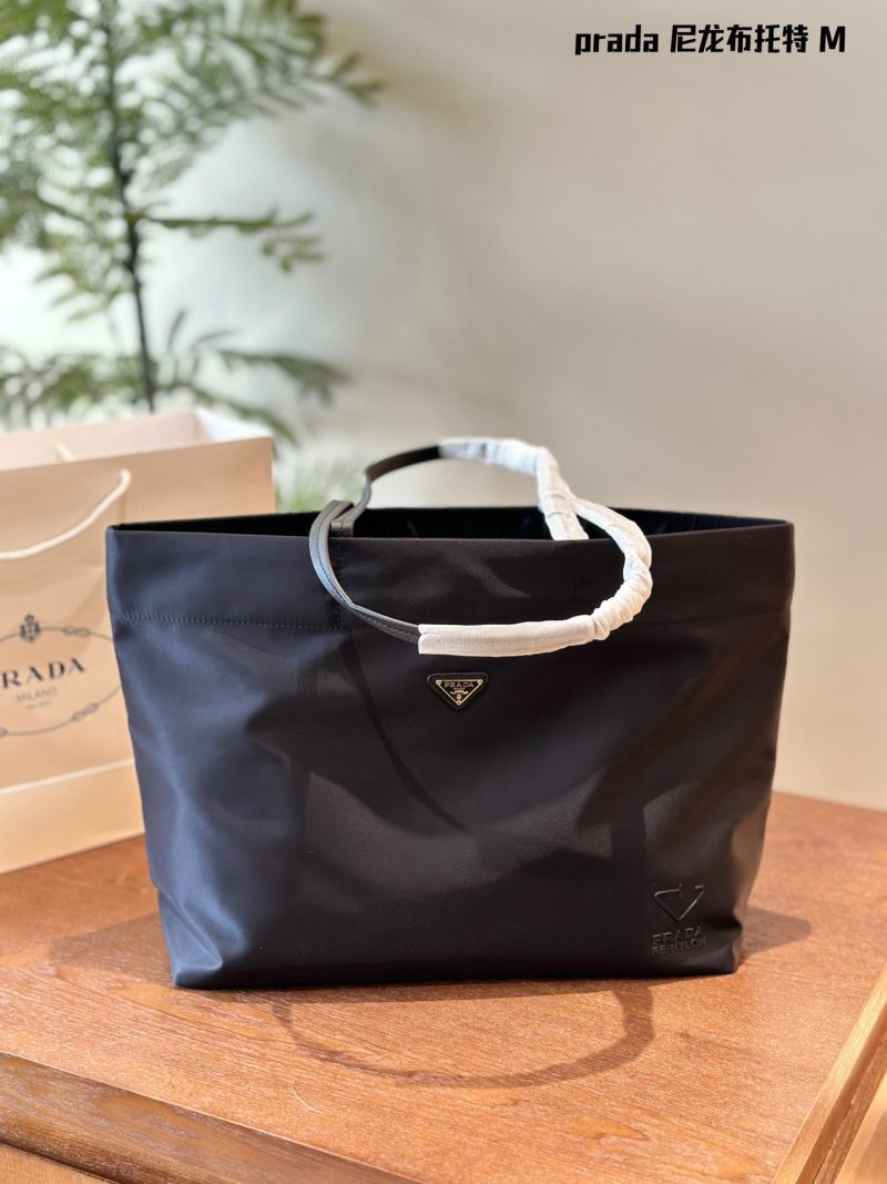ReplicaDesignerBags 05YA18005