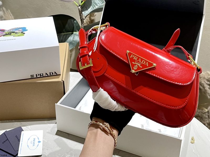 ReplicaDesignerBags 05YA18007