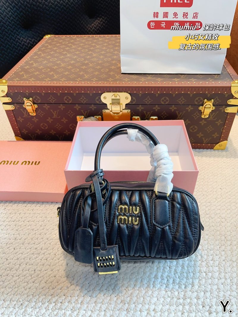 ReplicaDesignerBags 06YA15709