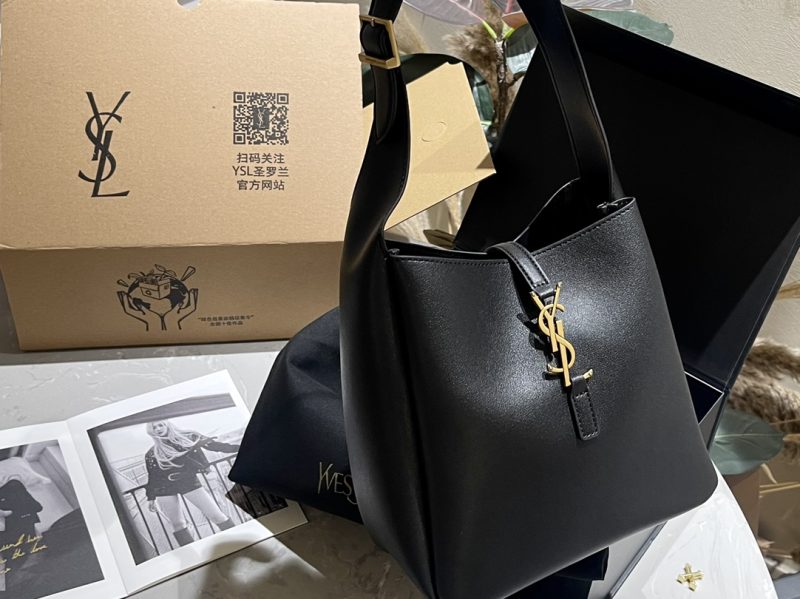 ReplicaDesignerBags 05YA802