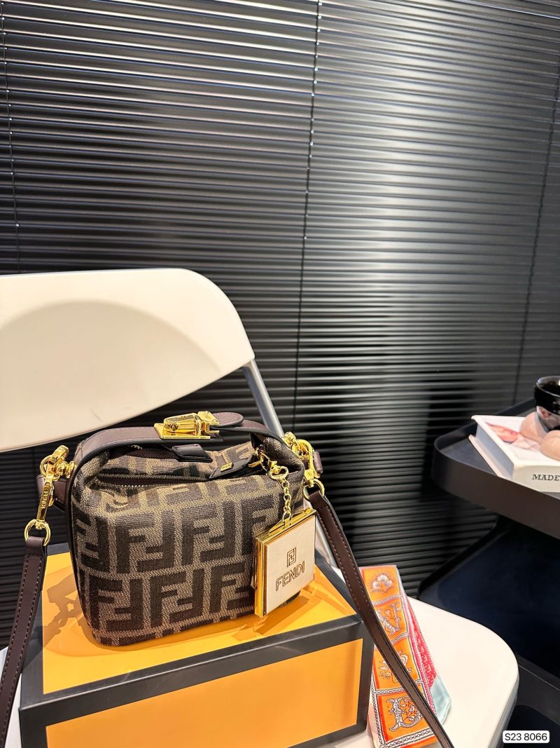 ReplicaDesignerBags 09YA7414