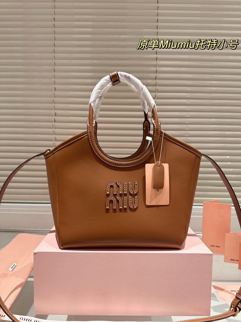 ReplicaDesignerBags 06YA16800