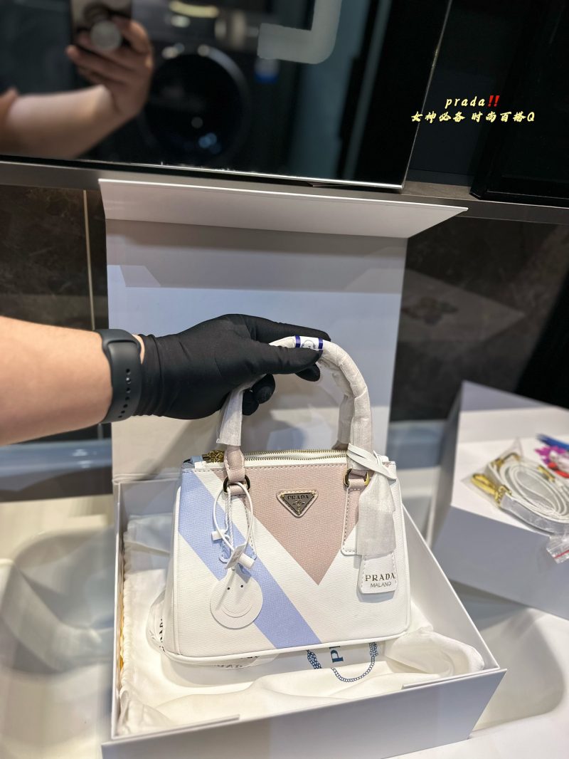 ReplicaDesignerBags 05YA18895