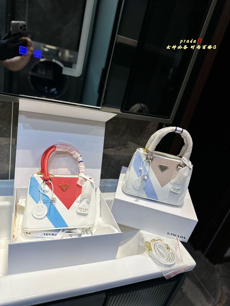 ReplicaDesignerBags 05YA18895