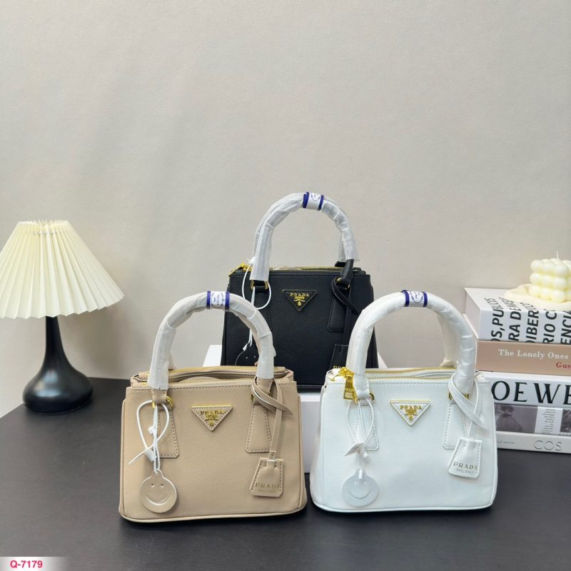 ReplicaDesignerBags 05YA16962