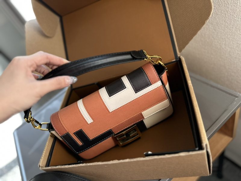 ReplicaDesignerBags 09YA7175