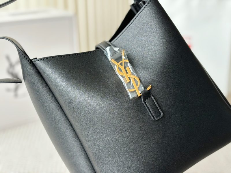ReplicaDesignerBags 05YA707
