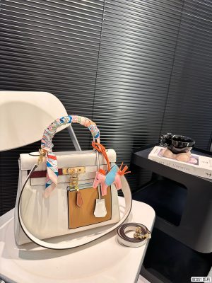 ReplicaDesignerBags 04YA1701