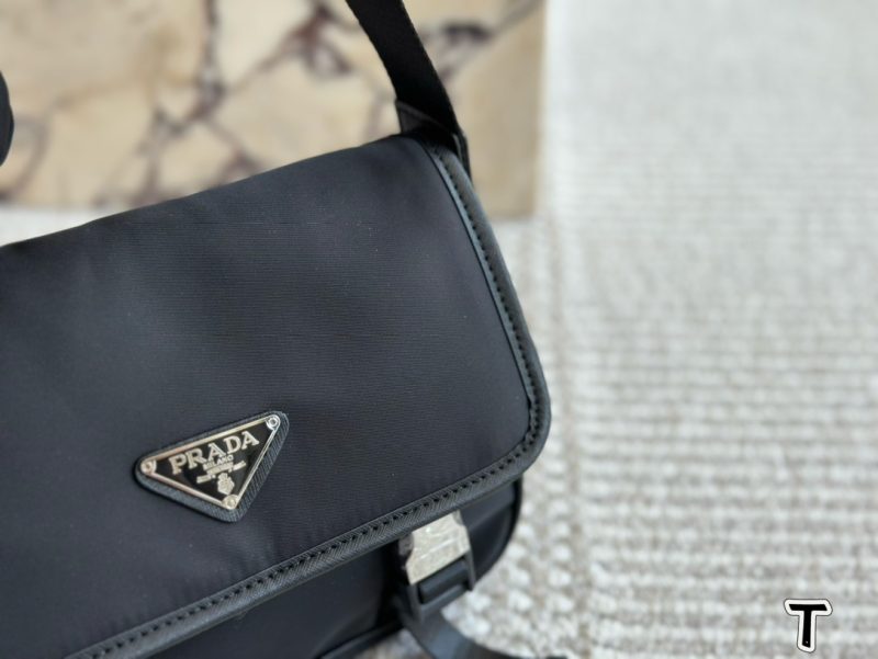 ReplicaDesignerBags 05YA18194