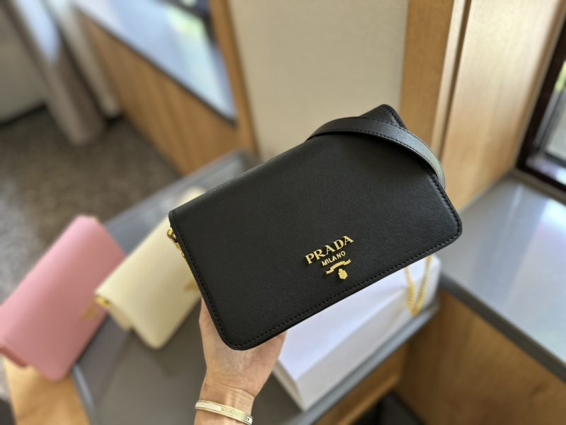 ReplicaDesignerBags 05YA18381