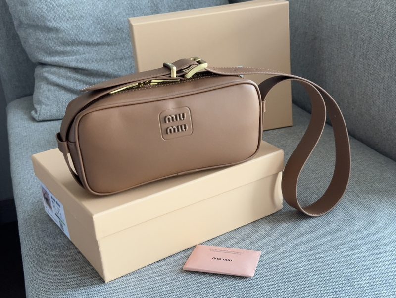 ReplicaDesignerBags 06YA16835