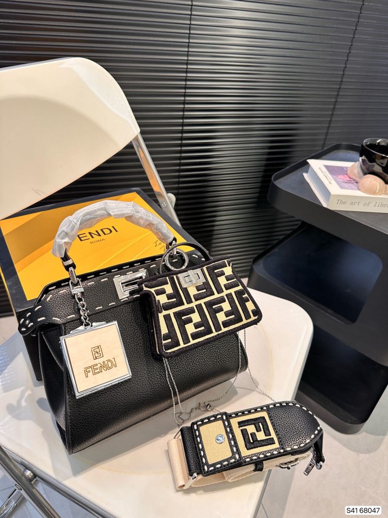 ReplicaDesignerBags 09YA7900
