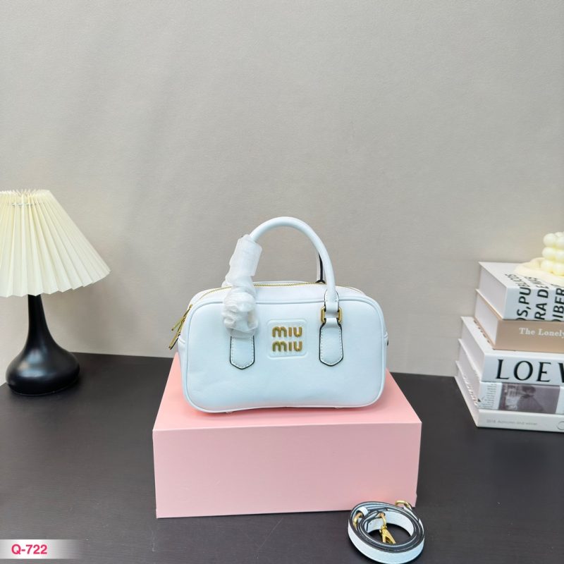 ReplicaDesignerBags 06YA16759