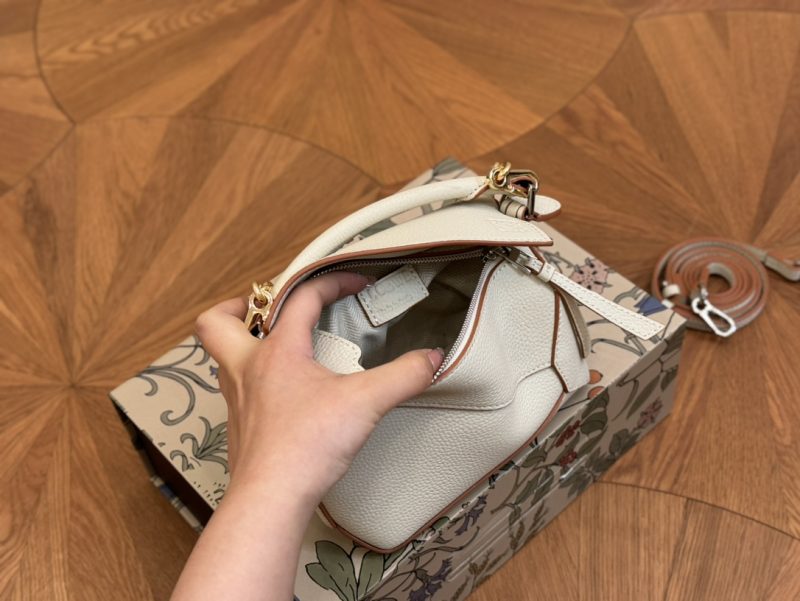 ReplicaDesignerBags 08YA8235