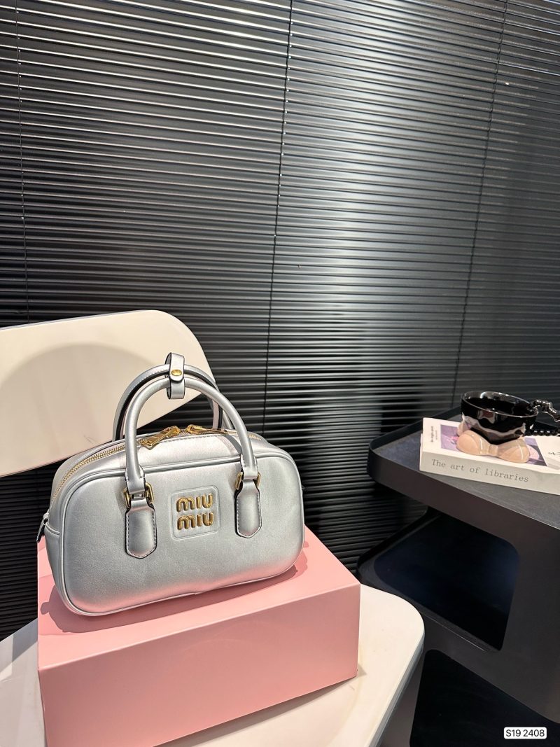 ReplicaDesignerBags 06YA16532