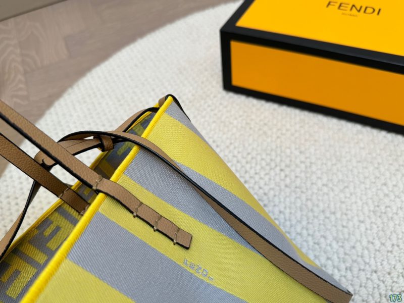 ReplicaDesignerBags 09YA7111