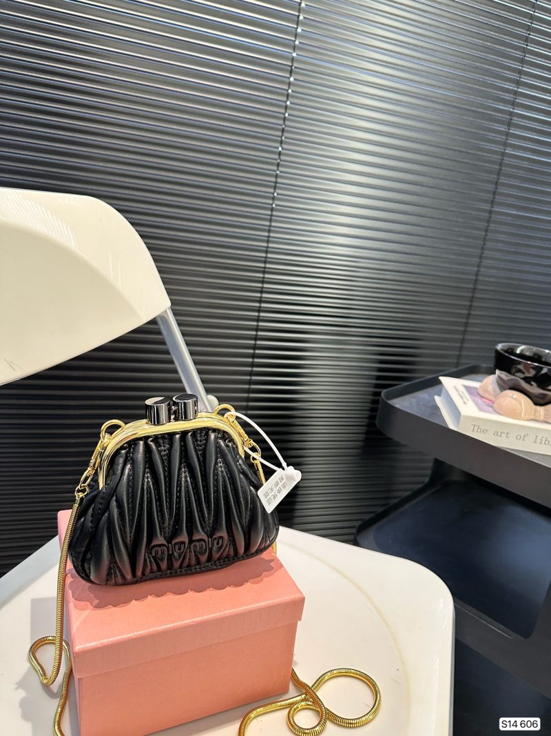 ReplicaDesignerBags 06YA15790