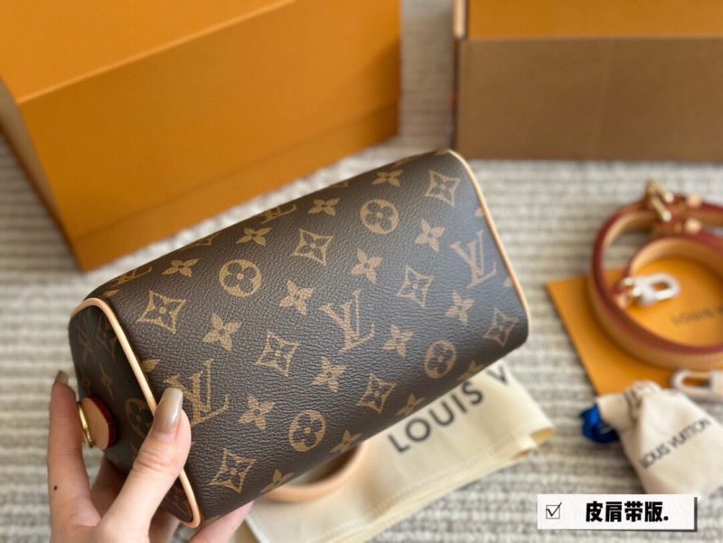 ReplicaDesignerBags 07YA9084