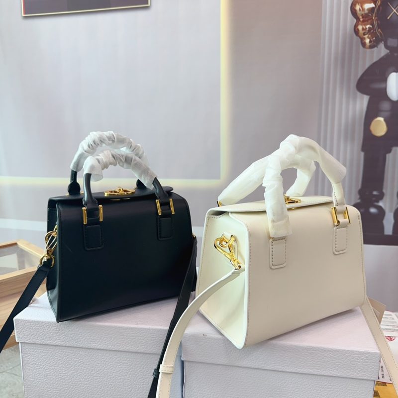 ReplicaDesignerBags 10YA3393
