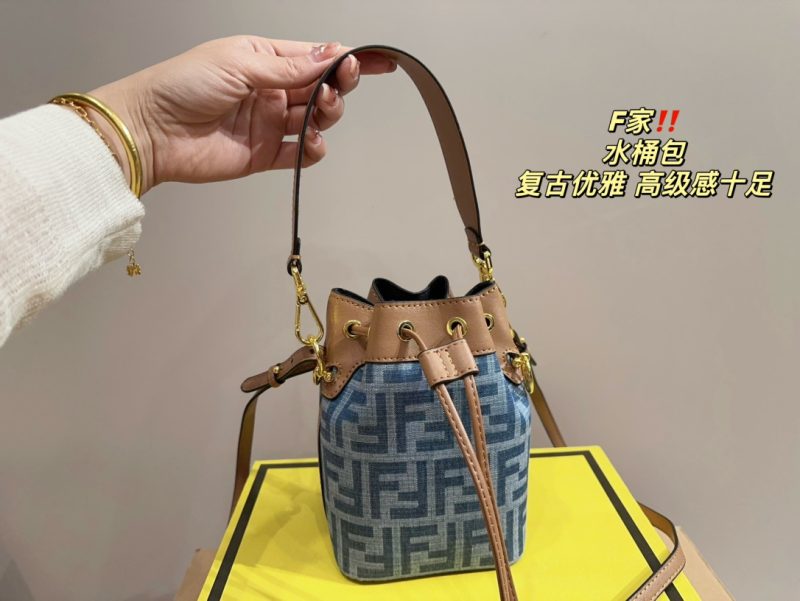 ReplicaDesignerBags 09YA7602