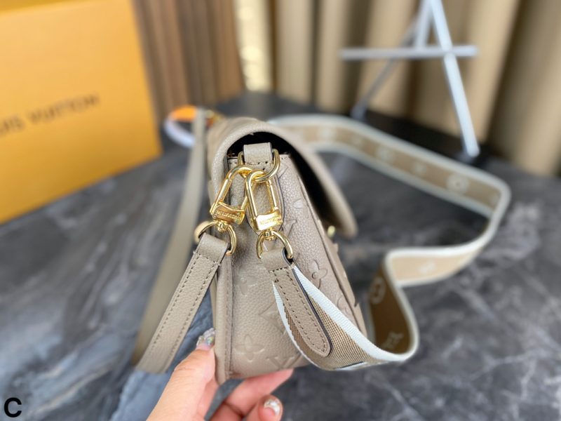 ReplicaDesignerBags 07YA9704
