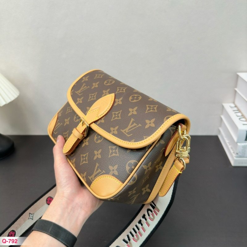 ReplicaDesignerBags 07YA9636