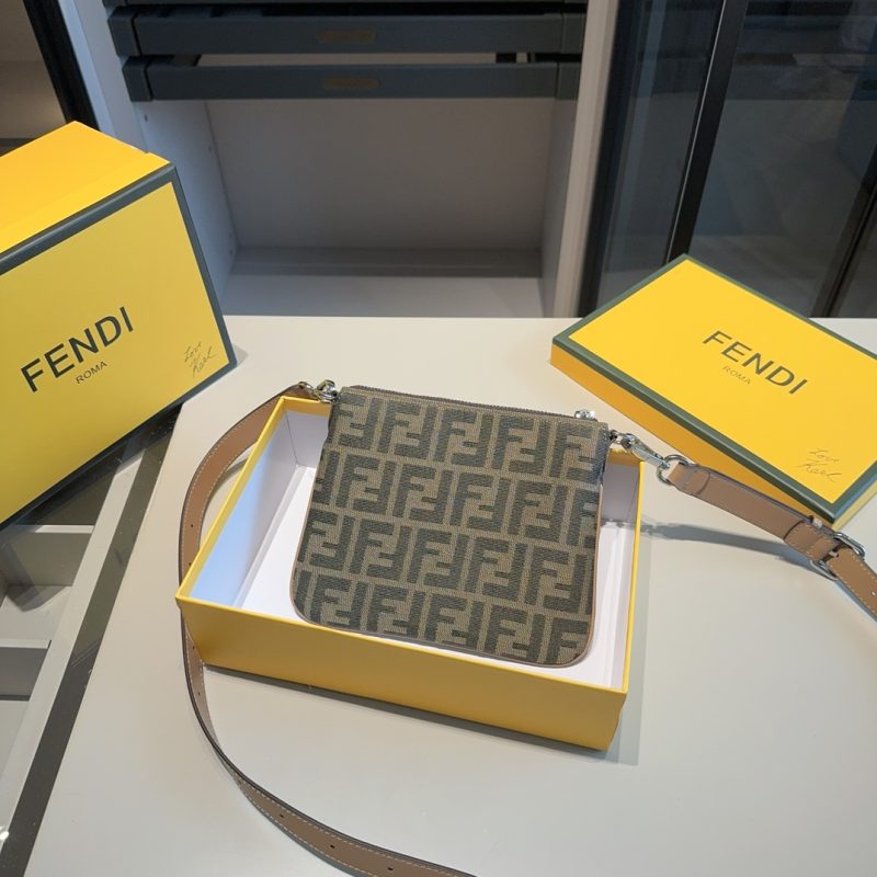 ReplicaDesignerBags 09YA7950
