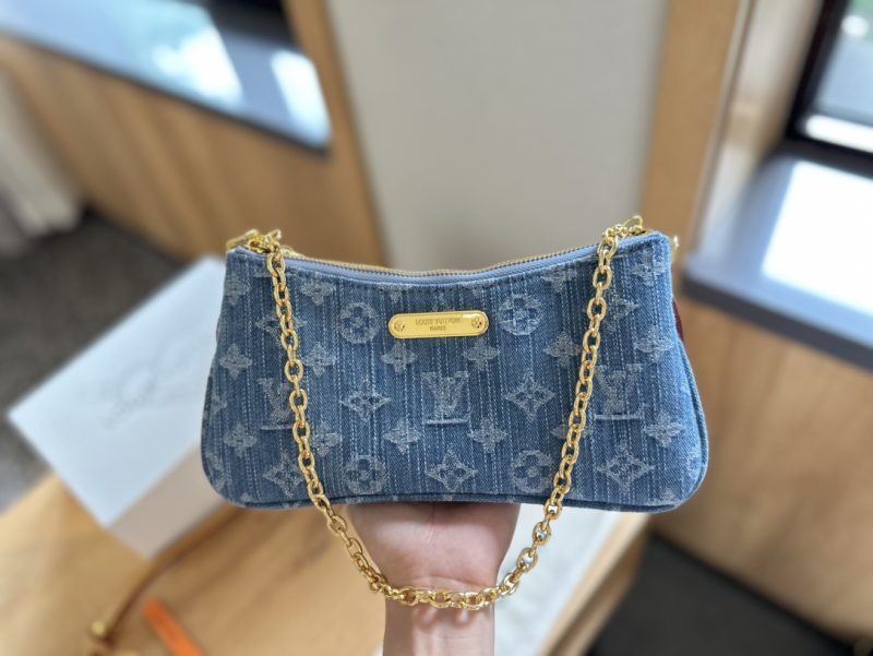 ReplicaDesignerBags 07YA15072