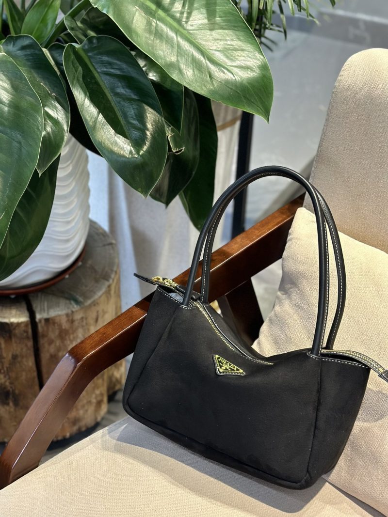 ReplicaDesignerBags 05YA18670