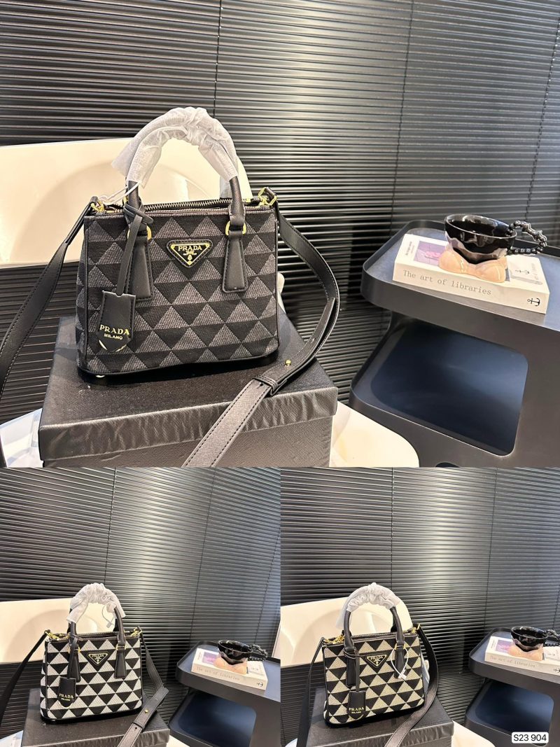 ReplicaDesignerBags 05YA18657