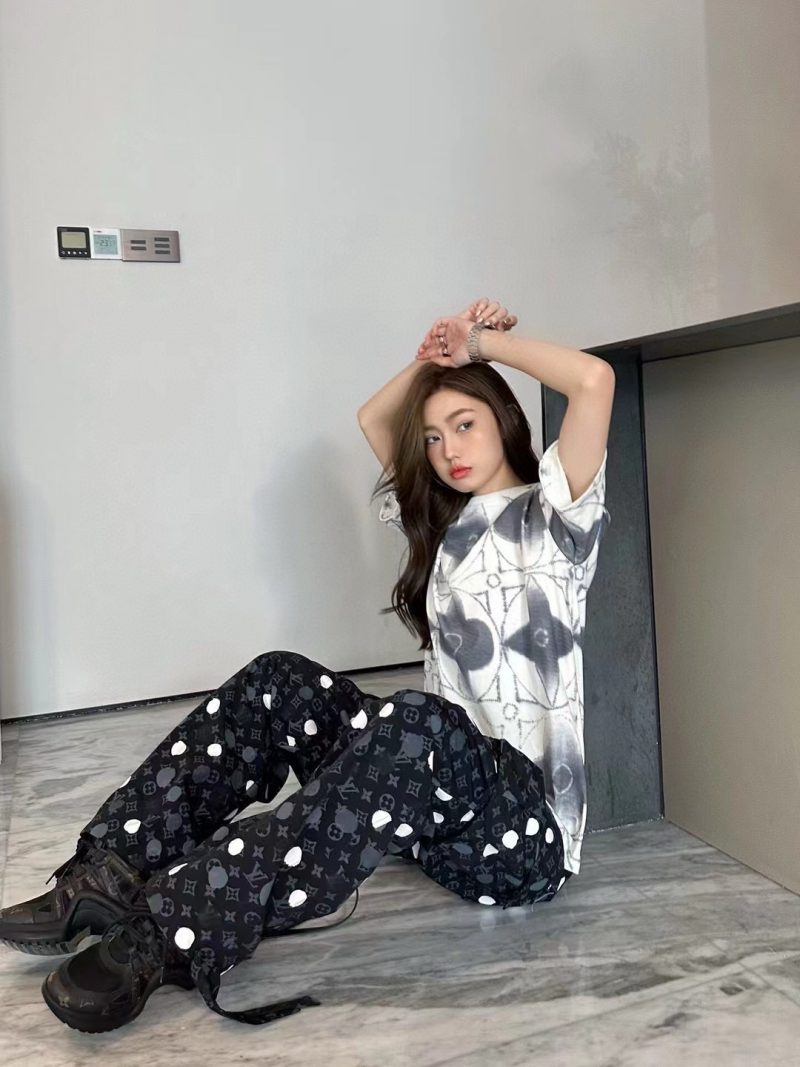 Replica Lv Clothes 01RA176