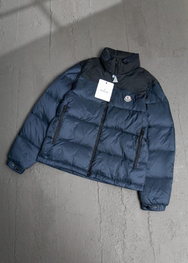 Réplica de ropa Moncler 01RA53