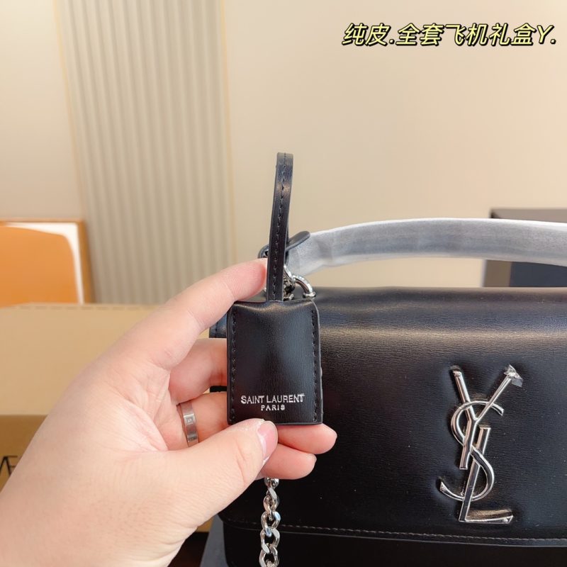 ReplicaDesignerBags 05YA3042